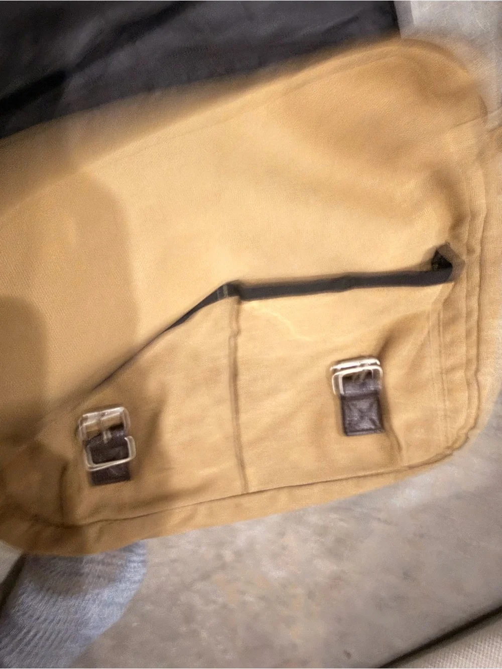 N/A tan canvas